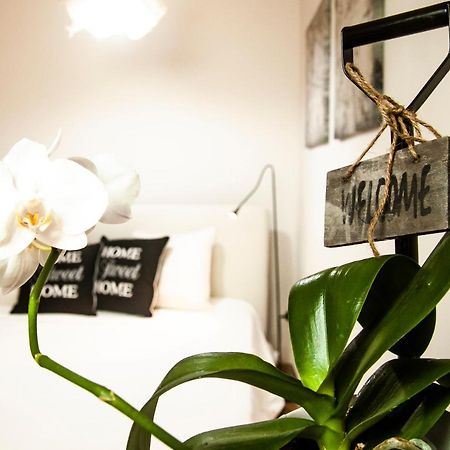Suite Home Al Centro Di 사사리 외부 사진