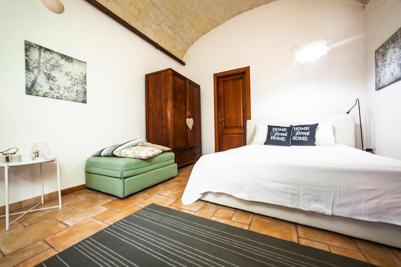 Suite Home Al Centro Di 사사리 외부 사진