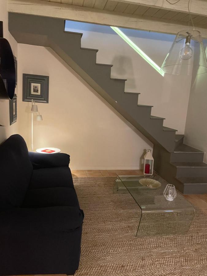 Suite Home Al Centro Di 사사리 외부 사진